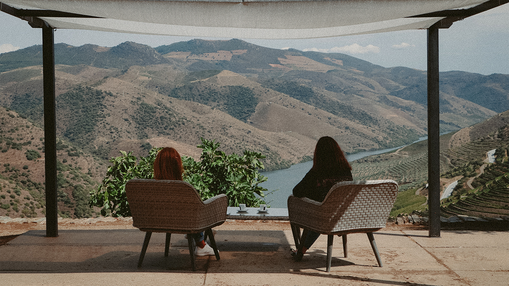 Coffee break with Douro Valley view